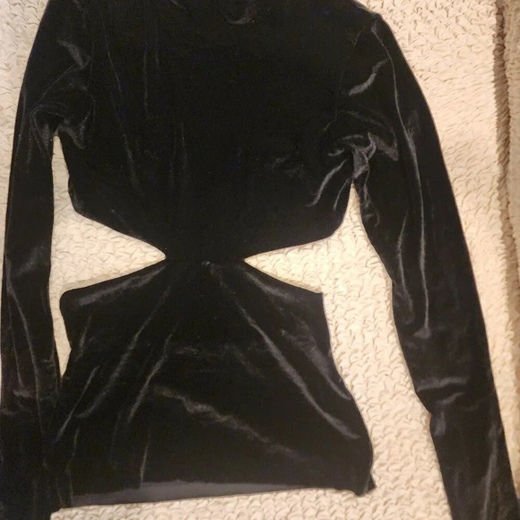 Kathryn Bowen Black Velvet Cut-Out Top, Size 8, BNWOT - Picture 4 of 5
